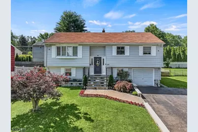 416 Magnolia Ave, Pompton Lakes, NJ 07442 - Photo 1