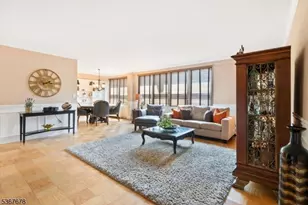 926 Bloomfield Ave, Glen Ridge, NJ 07028 - Photo 1