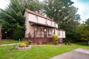 260 Lincoln St, East Orange, NJ 07017 - Photo 1