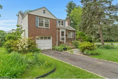 525 Ashwood Rd, Springfield, NJ 07081 - Photo 1