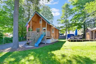 116 Point Breeze Dr, West Milford, NJ 07421 - Photo 1