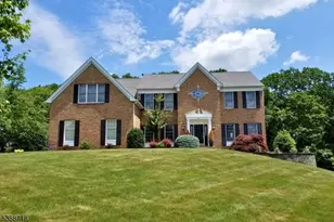 32 Vista Dr, Mount Olive, NJ 07836 - Photo 1