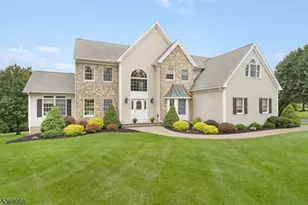 1 Country Oaks Rd, Clinton Township, NJ 08833 - Photo 1