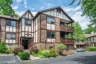 3514 Whittier Ct, Mahwah, NJ 07430 - Photo 1