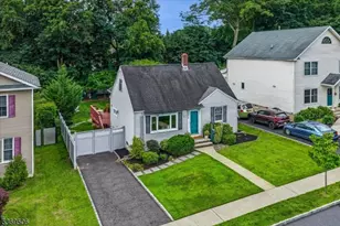 41 Lynwood Rd, Verona, NJ 07044 - Photo 1