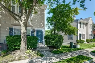 2082 Drake Ct, Mahwah, NJ 07430 - Photo 1