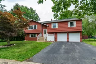 13 Wordsworth Ln, Lopatcong Township, NJ 08865 - Photo 1