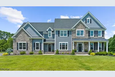 18 Robin Hill Way, Raritan Township, NJ 08551 - Photo 1