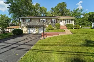 33 Seneca Trail, Wayne, NJ 07470 - Photo 1