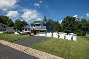 12 Honeyman Dr, Roxbury Township, NJ 07876 - Photo 1