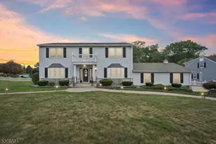 17 Mayhew Dr, Fairfield, NJ 07004 - Photo 1