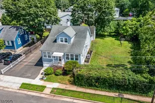 913 E Frech Ave, Manville, NJ 08835 - Photo 1