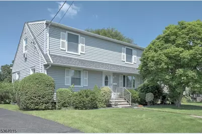 23 Bromley Pl, Bloomfield, NJ 07003 - Photo 1