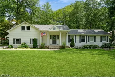 218 Acabonack Rd, Vernon, NJ 07422 - Photo 1