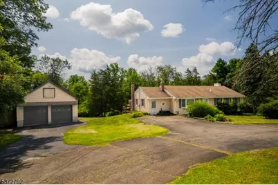 126 Mount Pleasant Rd, Knowlton Township, NJ 07832 - Photo 1