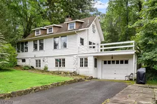 60 Gillette Rd, Long Hill Township, NJ 07933 - Photo 1