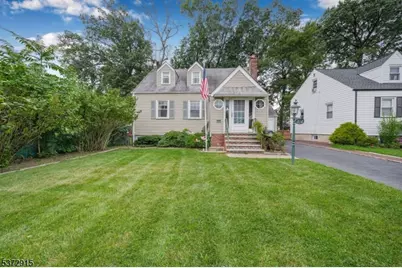 204 Hoover Pl, Union Township, NJ 07083 - Photo 1