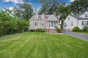 204 Hoover Pl, Union Township, NJ 07083 - Photo 1