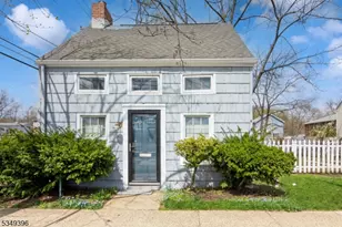 593 W Hazelwood Ave, Rahway, NJ 07065 - Photo 1