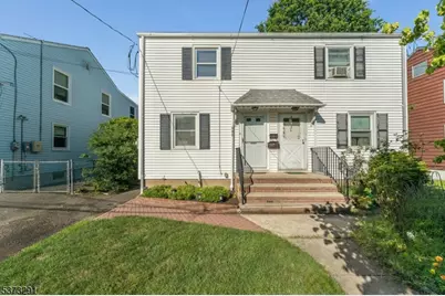 606 Thomas Pl, Bound Brook, NJ 08805 - Photo 1
