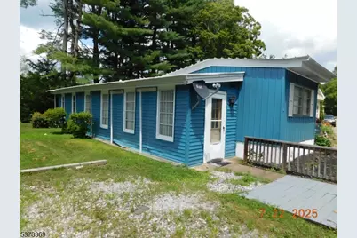 62 Back St, Oxford Township, NJ 07863 - Photo 1