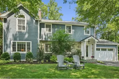 47 Parkview Ter, Summit, NJ 07901 - Photo 1