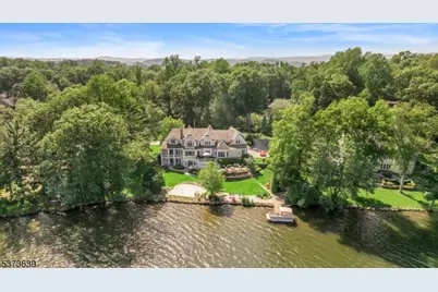 1118 Pines Lake Dr, Wayne, NJ 07470 - Photo 1