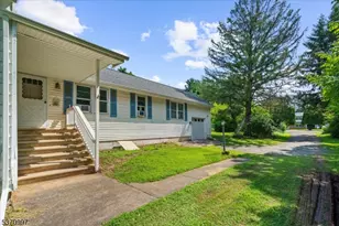 4 Center St, Holland Township, NJ 08848 - Photo 1