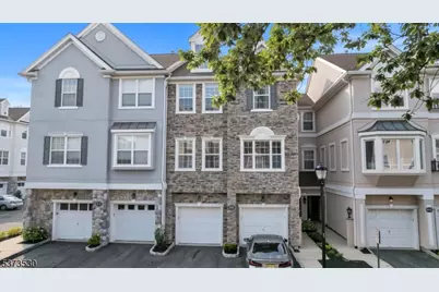 6 Devonshire Dr, Clifton, NJ 07013 - Photo 1