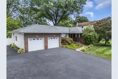 172 Lexington Blvd, Clark Township, NJ 07066 - Photo 1