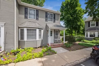 32 Village Ct, Bound Brook, NJ 08805 - Photo 1