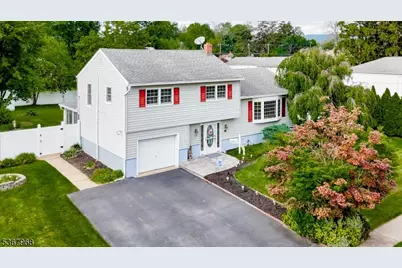 27 Dixon Pl, Wayne, NJ 07470 - Photo 1