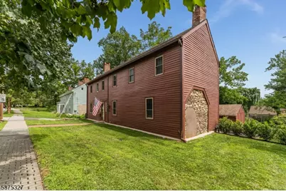 60 Center St, Clinton, NJ 08809 - Photo 1