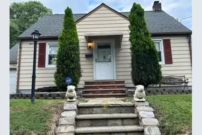 809 Burke Pkwy, Union Township, NJ 07083 - Photo 1