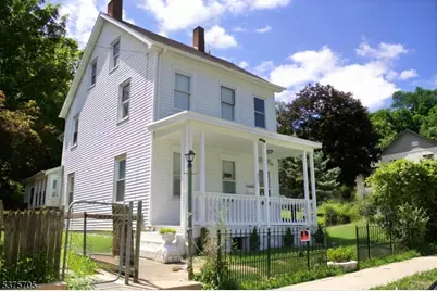 564 Warren St, Phillipsburg, NJ 08865 - Photo 1