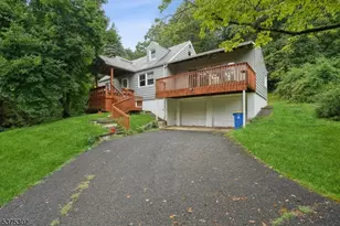 971 Washington Valley Rd, Bridgewater, NJ 07920 - Photo 1