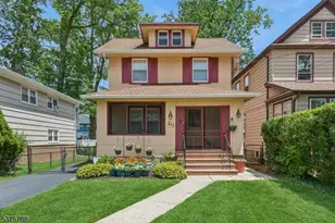 211 Sterling Pl, Roselle, NJ 07203 - Photo 1