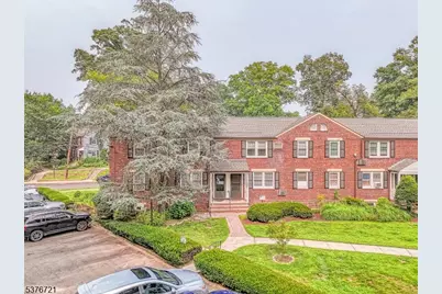 522 Lincoln Park, Cranford Township, NJ 07016 - Photo 1