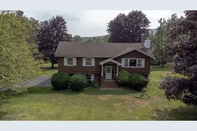 40 Medaugh Rd, Wantage, NJ 07461 - Photo 1