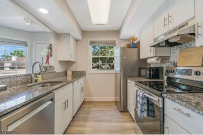 73 Wendover Court, Bedminster Township, NJ 07921 - Photo 1