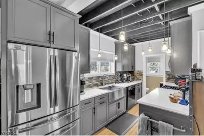 567 Teneyke Pl, Rahway, NJ 07065 - Photo 1