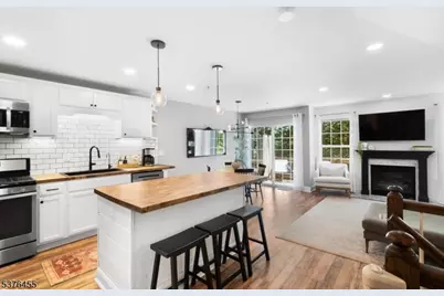 1023 Wendover Ct, Randolph Township, NJ 07869 - Photo 1