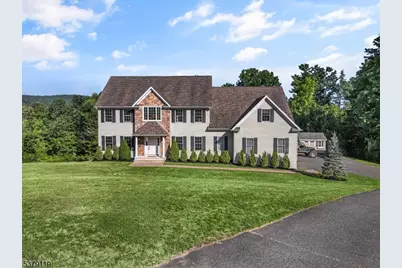 15 Willis Dr, Ogdensburg, NJ 07439 - Photo 1