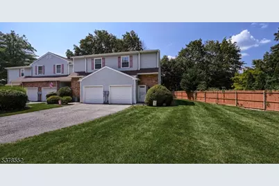 19 Ivy Ct, Wanaque, NJ 07465 - Photo 1