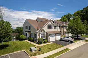 13 Tutbury Ct, Mount Olive, NJ 07828 - Photo 1