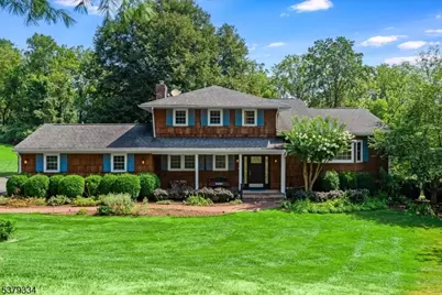 6 Serpentine Dr, Union Township, NJ 08809 - Photo 1