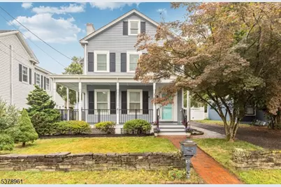 37 Franklin St, Franklin Township, NJ 08873 - Photo 1