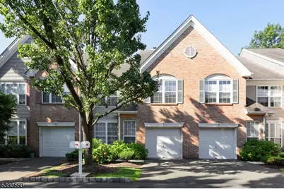 4 Winters Ct #4, Clark Township, NJ 07066 - Photo 1