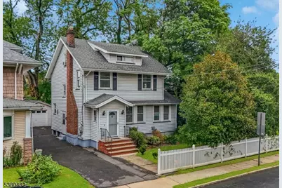 15 Hollywood Ave, Hillside, NJ 07205 - Photo 1