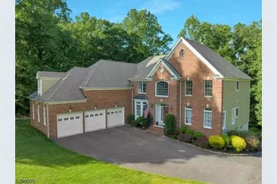 4 Gideon Ct, Raritan Township, NJ 08822 - Photo 1